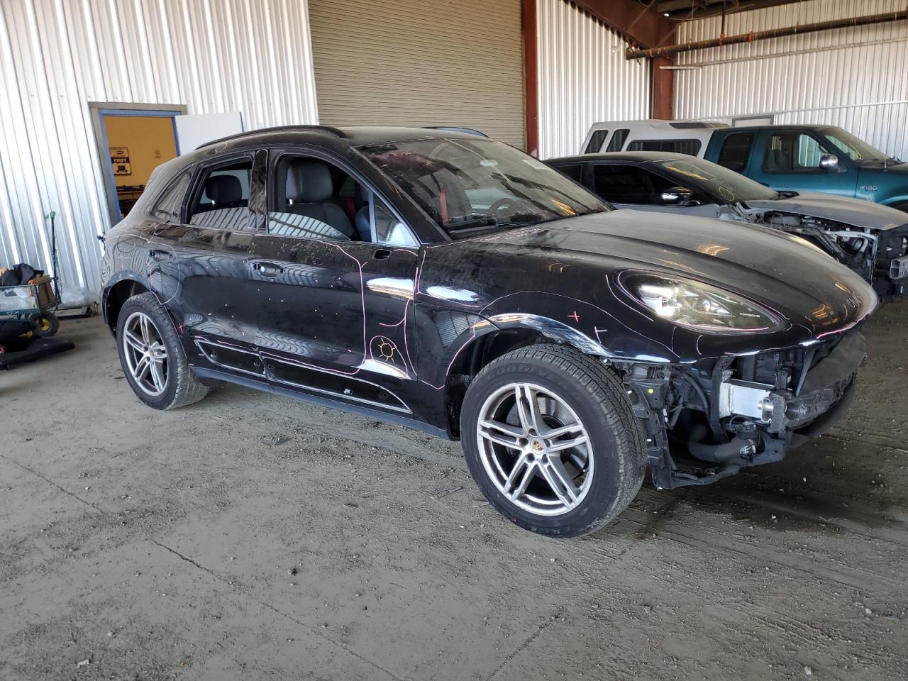 2020 Porsche Macan VIN WP1AA2A54LLB04502 Copart auction photo, side / front end damage thumbnail 4