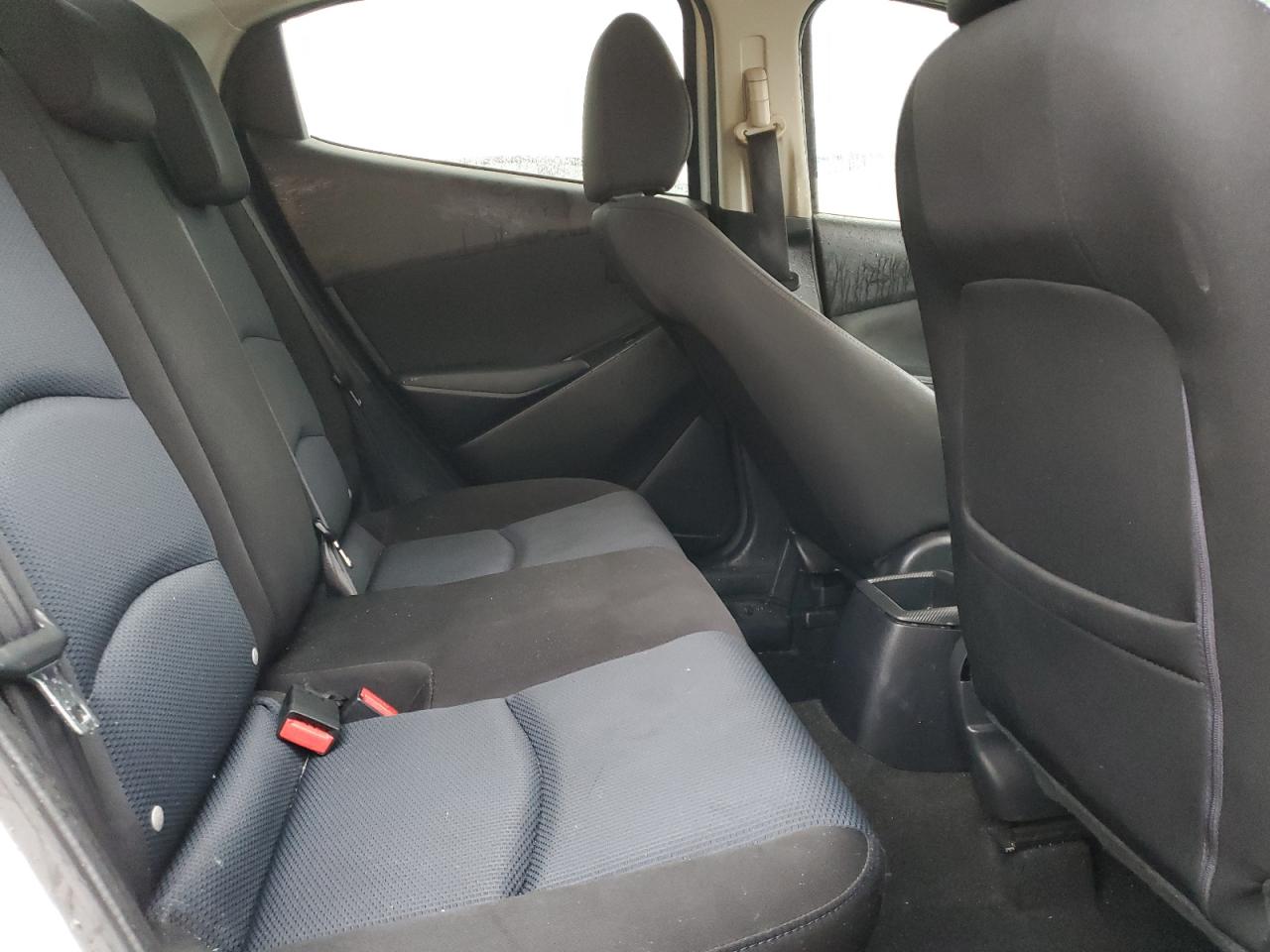 2017 Toyota Yaris VIN 3MYDLBYV7HY179404 Copart auction photo, rear end damage thumbnail 10