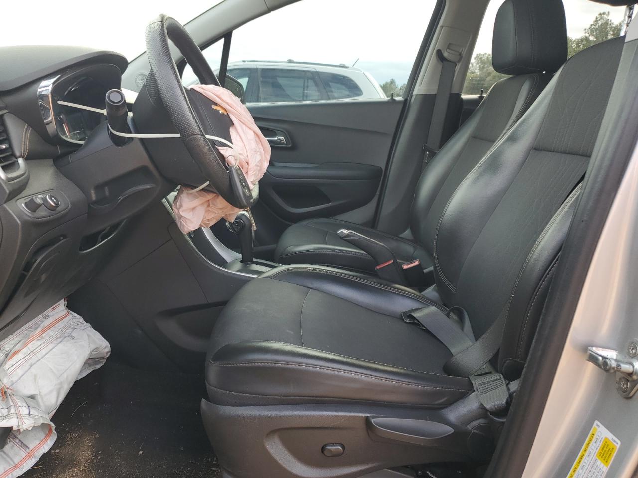 2021 Chevrolet Trax VIN KL7CJPSMXMB364100 Copart auction photo, front end damage thumbnail 7