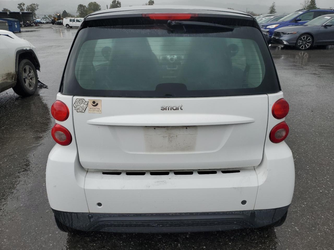 2015 Smart Fortwo VIN WMEEJ3BA2FK809010 Copart auction photo, minor dent/scratches damage thumbnail 6