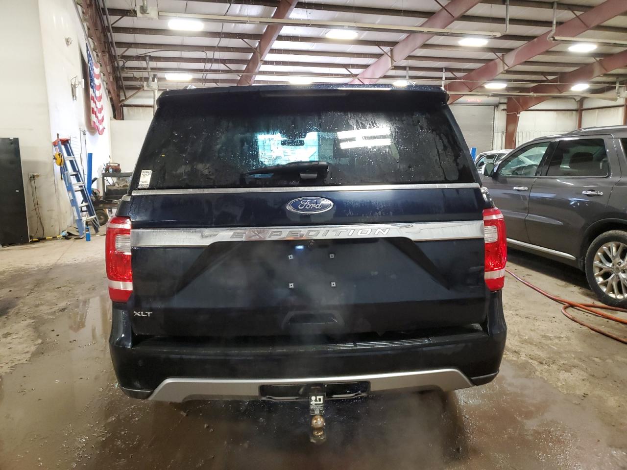 2021 Ford Expedition VIN 1FMJU1JT4MEA40710 Copart auction photo, front end damage thumbnail 6