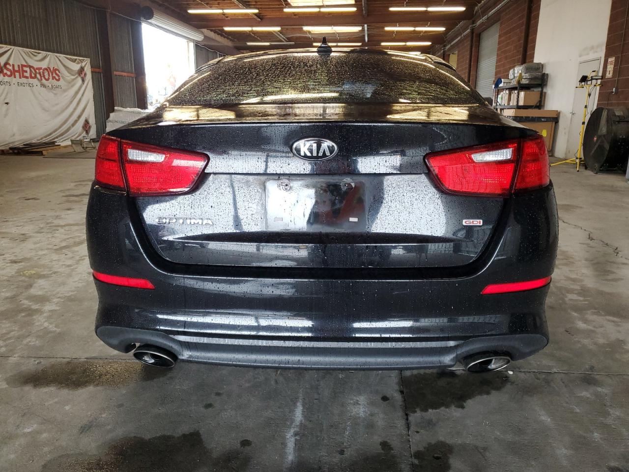 2015 KIA Optima VIN 5XXGM4A71FG405006 Copart auction photo, vandalism damage thumbnail 6