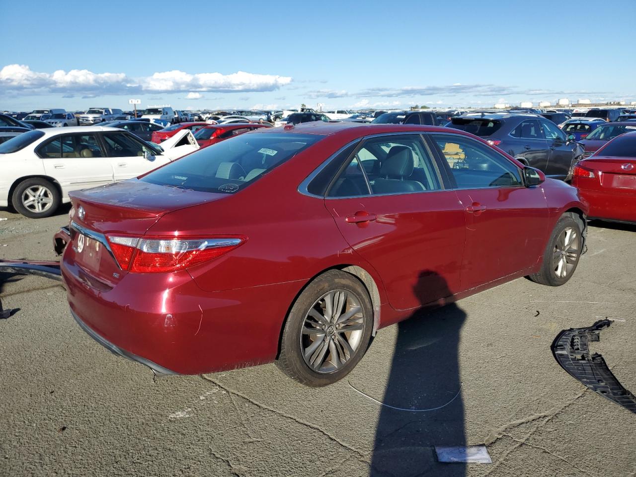 2015 Toyota Camry VIN 4T1BF1FK6FU887302 Copart auction photo, front end damage thumbnail 3