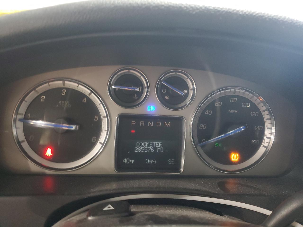 2013 Cadillac Escalade VIN 1GYS4JEF9DR265575 Copart auction photo, front end / minor dent/scratches damage thumbnail 9