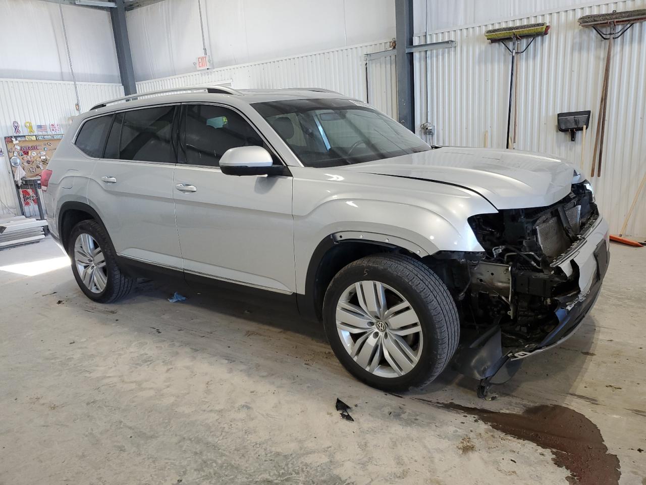 2019 Volkswagen Atlas VIN 1V2NR2CA9KC543486 Copart auction photo, front end damage thumbnail 4