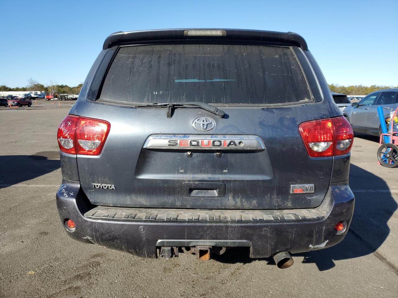 2010 Toyota Sequoia VIN 5TDDY5G16AS031497 Copart auction photo, front end / rear end damage thumbnail 6