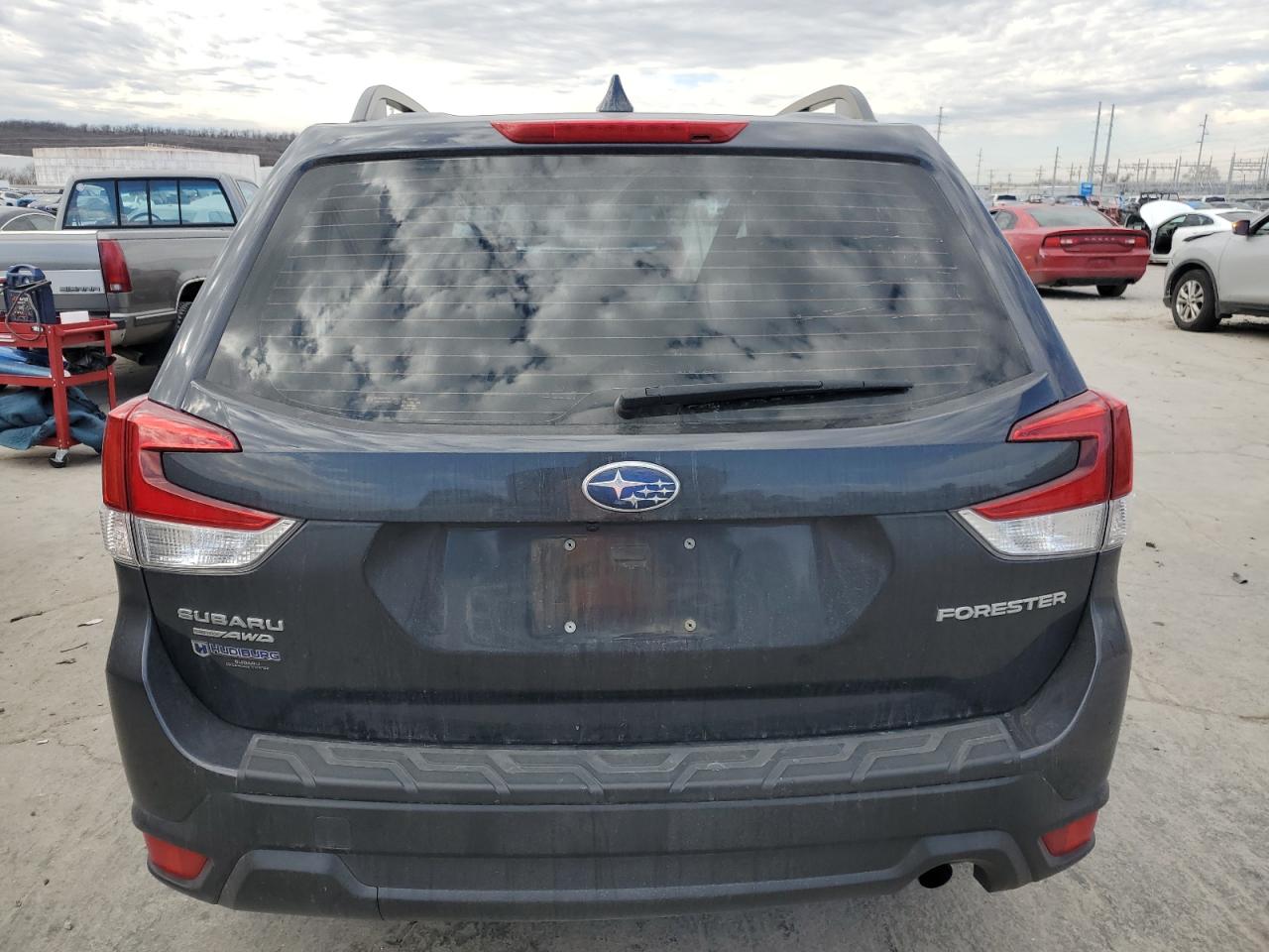 2019 Subaru Forester VIN JF2SKACC2KH546948 Copart auction photo, front end / side damage thumbnail 6