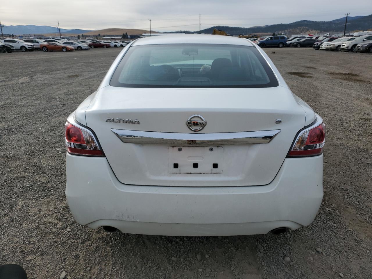 2015 Nissan Altima VIN 1N4AL3AP0FC575608 Copart auction photo, front end / minor dent/scratches damage thumbnail 6