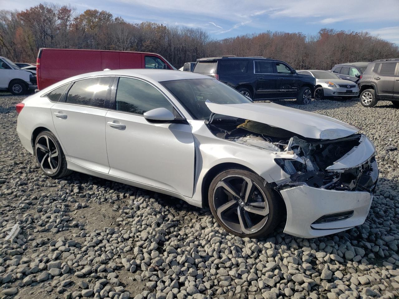 2019 Honda Accord VIN 1HGCV1F38KA037639 Copart auction photo, front end damage thumbnail 4