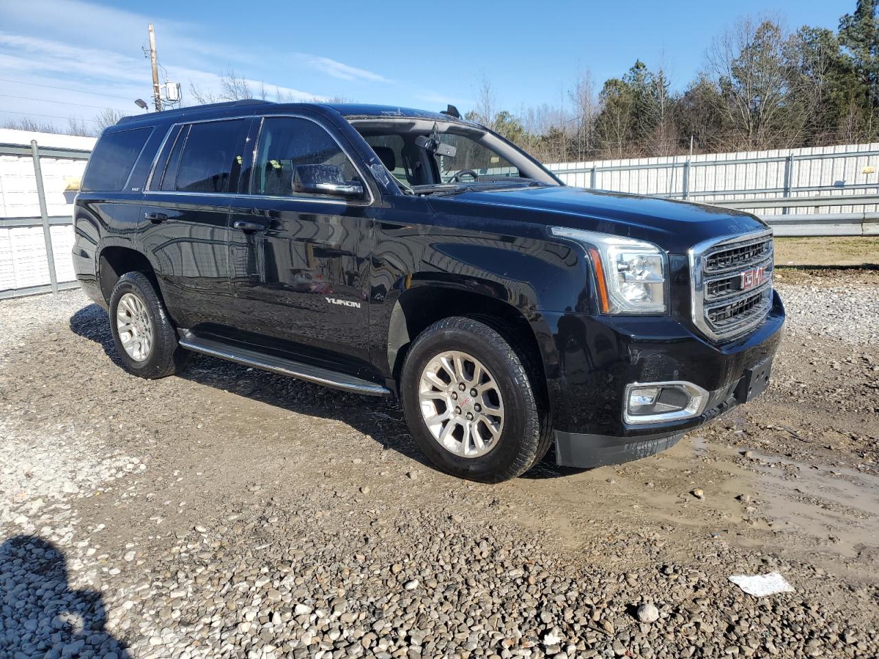 2020 GMC Yukon VIN 1GKS2BKC9LR191671 Copart auction photo, vandalism / replaced vin damage thumbnail 4