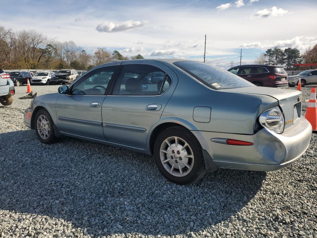 2000 Nissan Maxima VIN JN1CA31A4YT004827 Copart auction photo, front end damage thumbnail 2