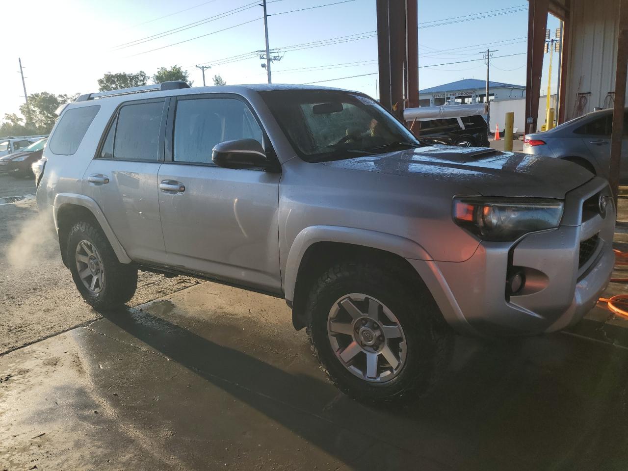 2015 Toyota 4Runner VIN JTEBU5JRXF5255902 Copart auction photo, vandalism damage thumbnail 4