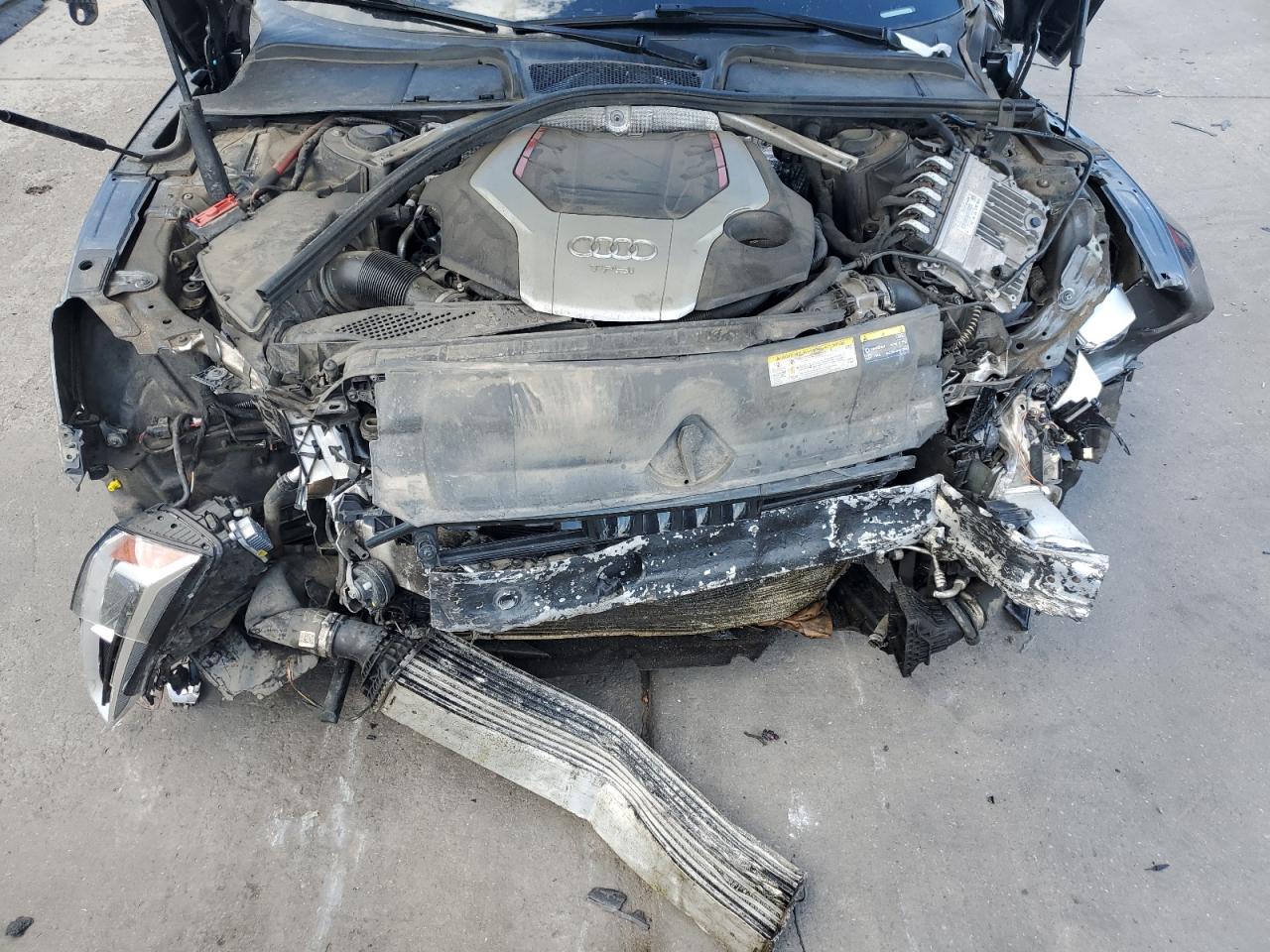 2018 Audi RS5 VIN WAUB4CF56JA040500 Copart auction photo, front end damage thumbnail 11