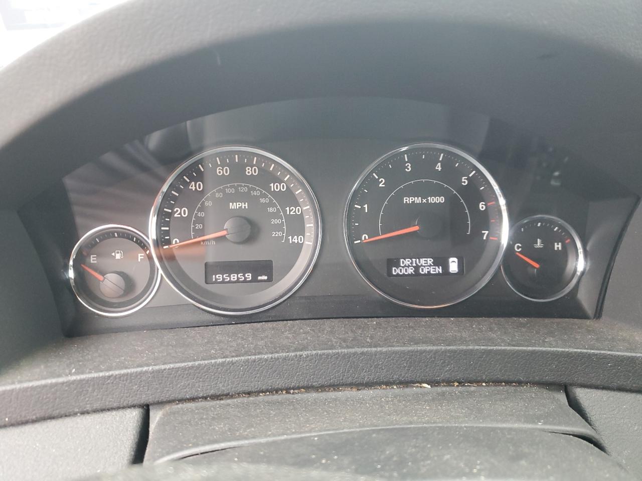 2008 Jeep Grand Cherokee VIN 1J8HR48N88C140395 Copart auction photo, front end damage thumbnail 9