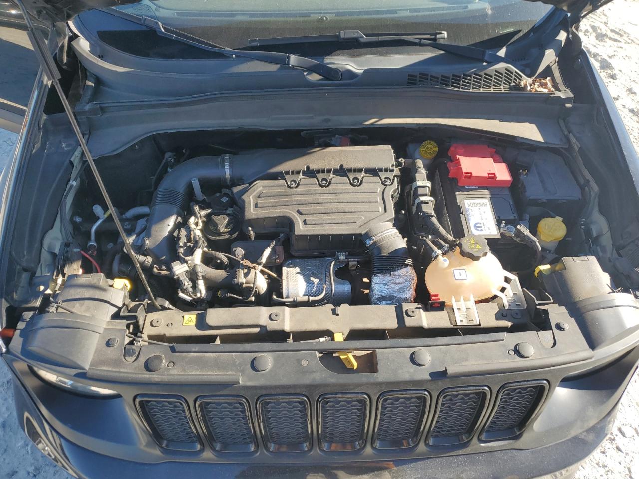 2019 Jeep Renegade VIN ZACNJAB14KPJ86795 Copart auction photo, all over damage thumbnail 11