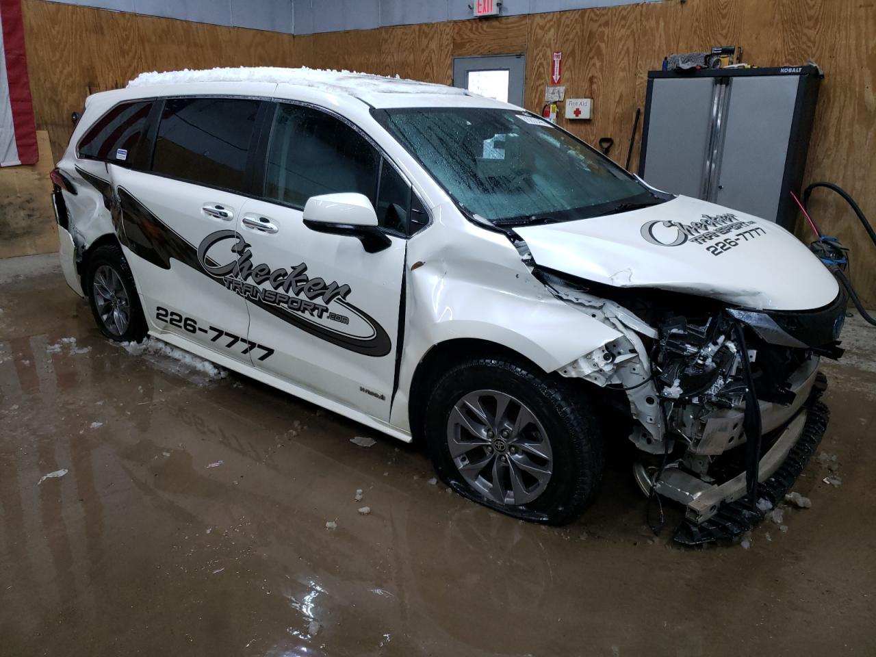 2021 Toyota Sienna VIN 5TDYSKFC2MS005780 Copart auction photo, front end / side damage thumbnail 4