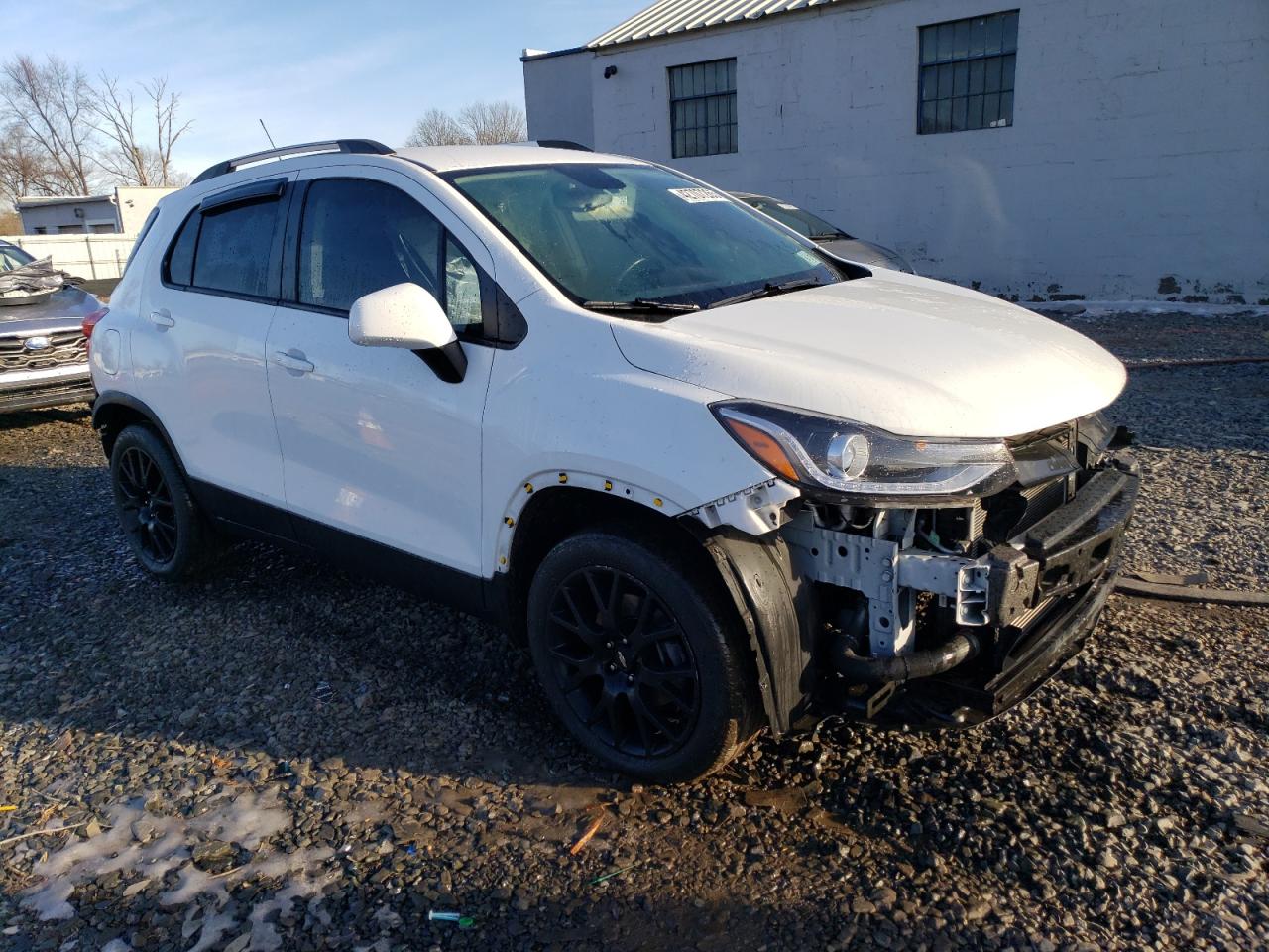 2022 Chevrolet Trax VIN KL7CJPSM5NB534915 Copart auction photo, front end / side damage thumbnail 4
