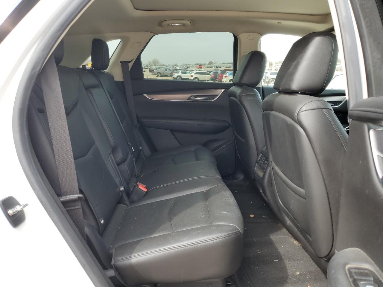 2019 Cadillac XT5 VIN 1GYKNCRS9KZ287217 Copart auction photo, front end / minor dent/scratches damage thumbnail 11