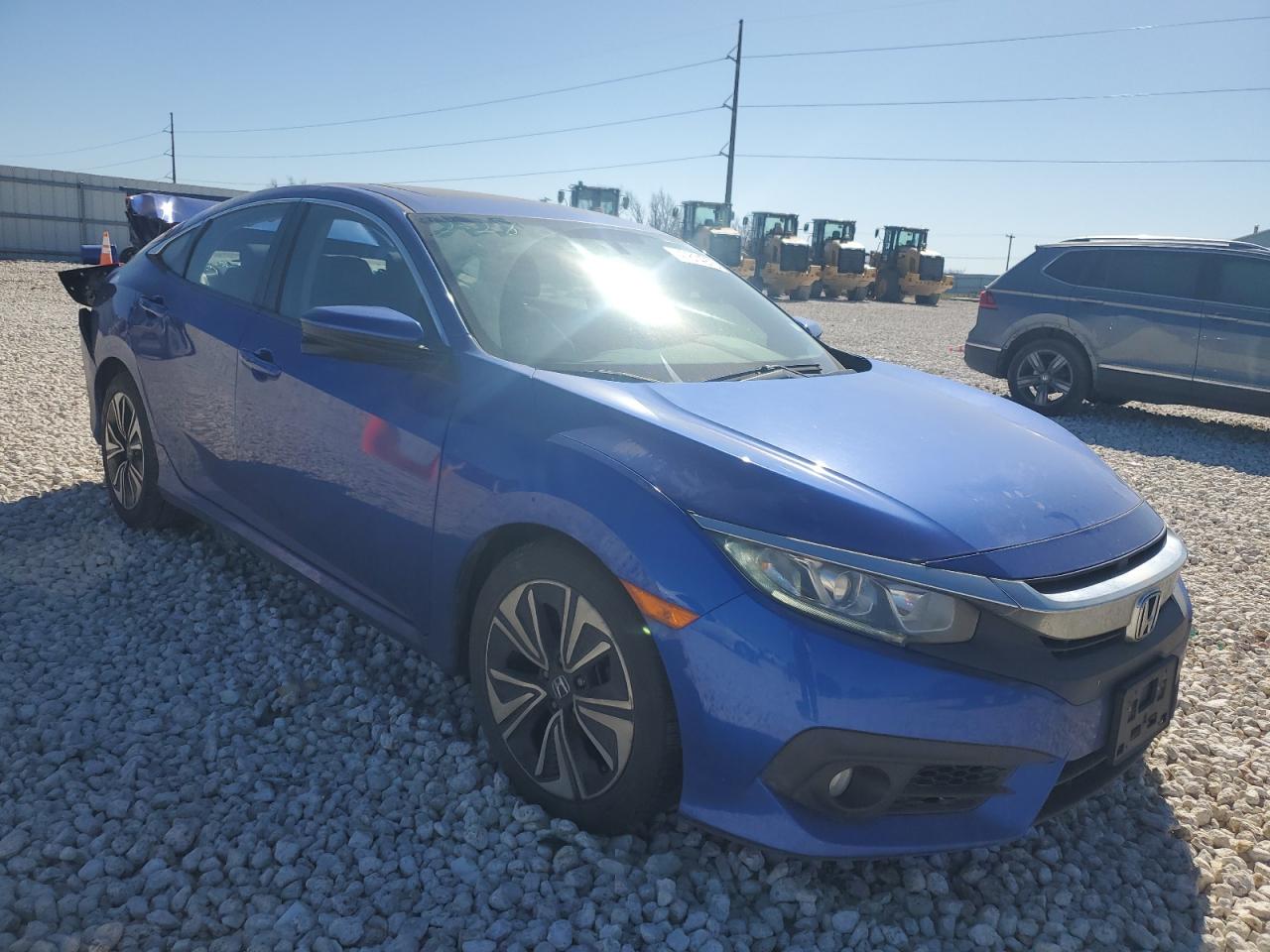 2016 Honda Civic VIN 19XFC1F38GE009457 Copart auction photo, rear end / minor dent/scratches damage thumbnail 4