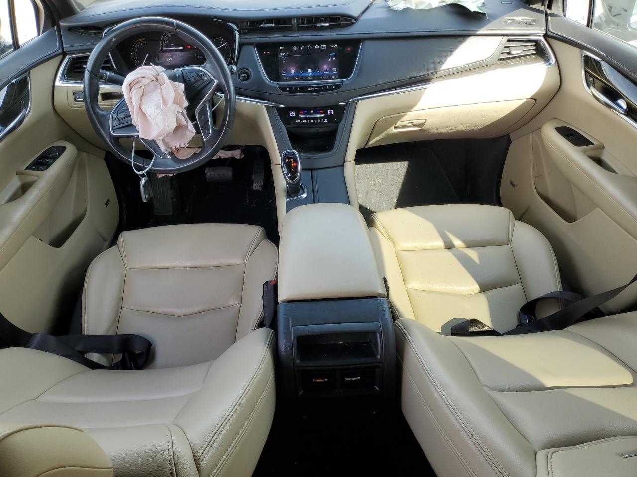 2017 Cadillac XT5 VIN 1GYKNARS3HZ197350 Copart auction photo, front end damage thumbnail 8