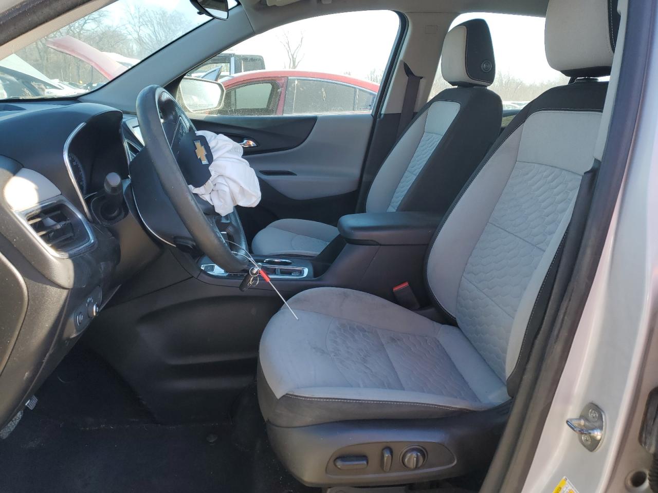 2019 Chevrolet Equinox VIN 2GNAXSEV2K6255931 Copart auction photo, front end damage thumbnail 7