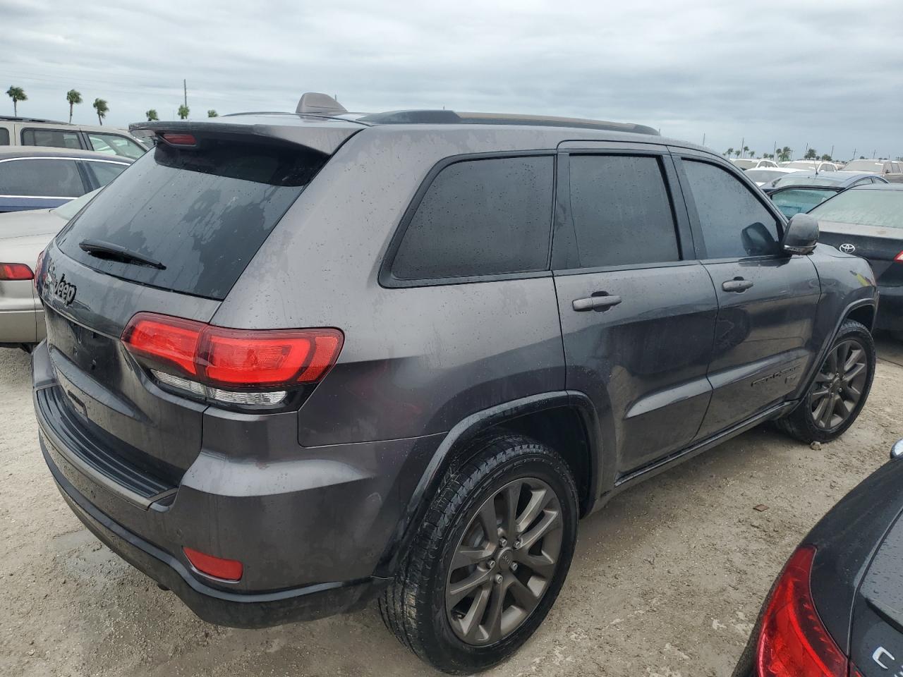 2016 Jeep Grand Cherokee VIN 1C4RJEBG7GC351833 Copart auction photo, water/flood damage thumbnail 3