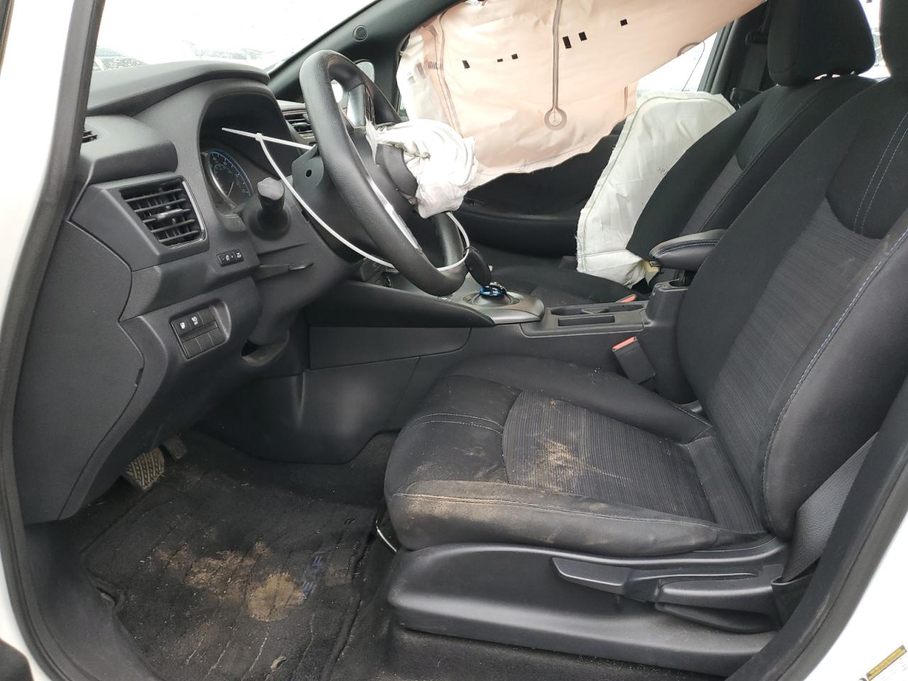 2019 Nissan Leaf VIN 1N4AZ1CP1KC302302 Copart auction photo, front end / side damage thumbnail 7
