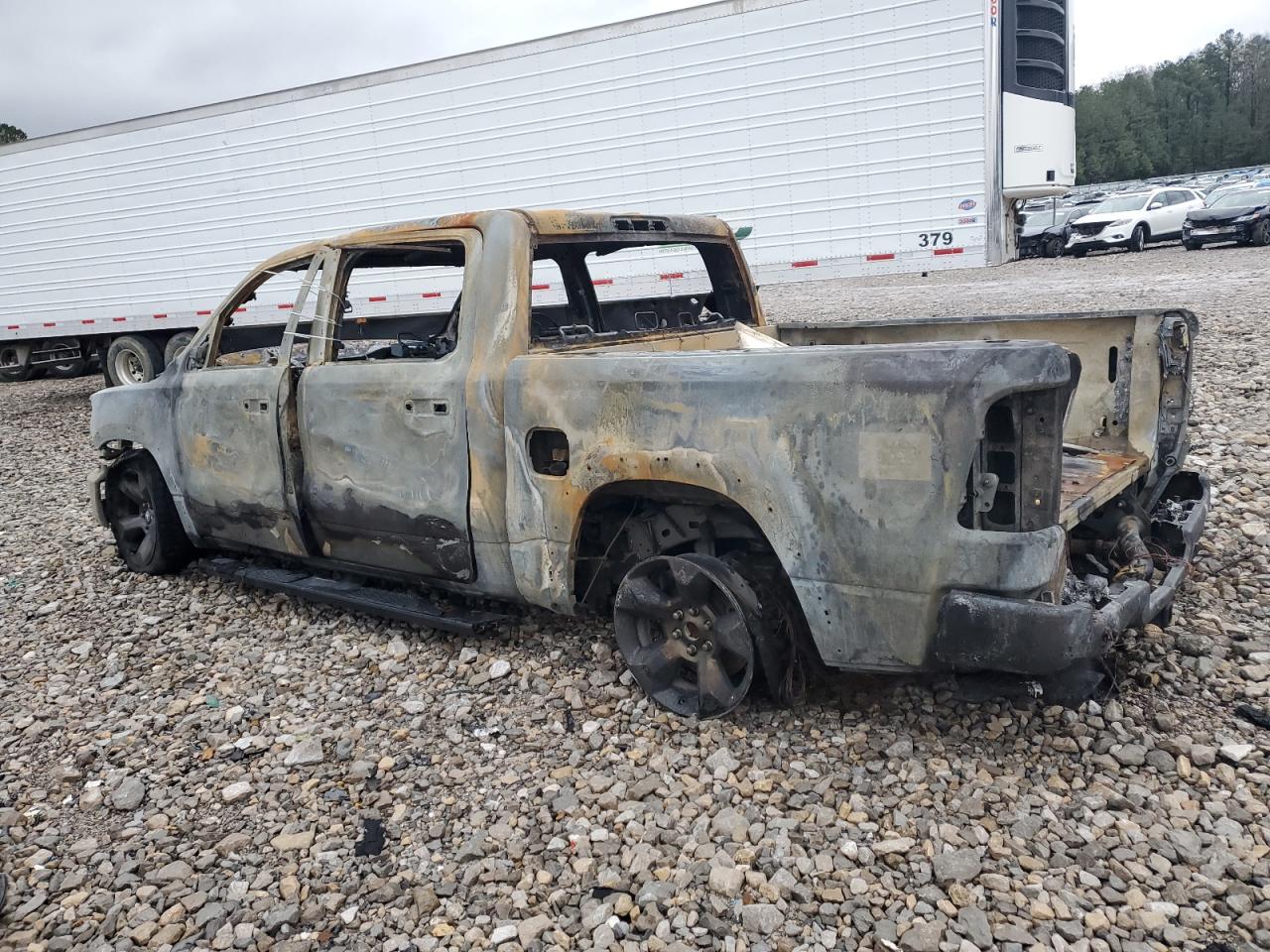 2020 RAM 1500 VIN 1C6SRFFT6LN377885 Copart auction photo, burn / all over damage thumbnail 2