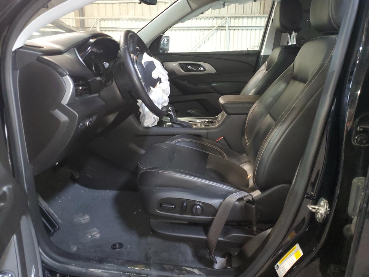 2021 Chevrolet Traverse VIN 1GNERJKWXMJ142740 Copart auction photo, front end damage thumbnail 7
