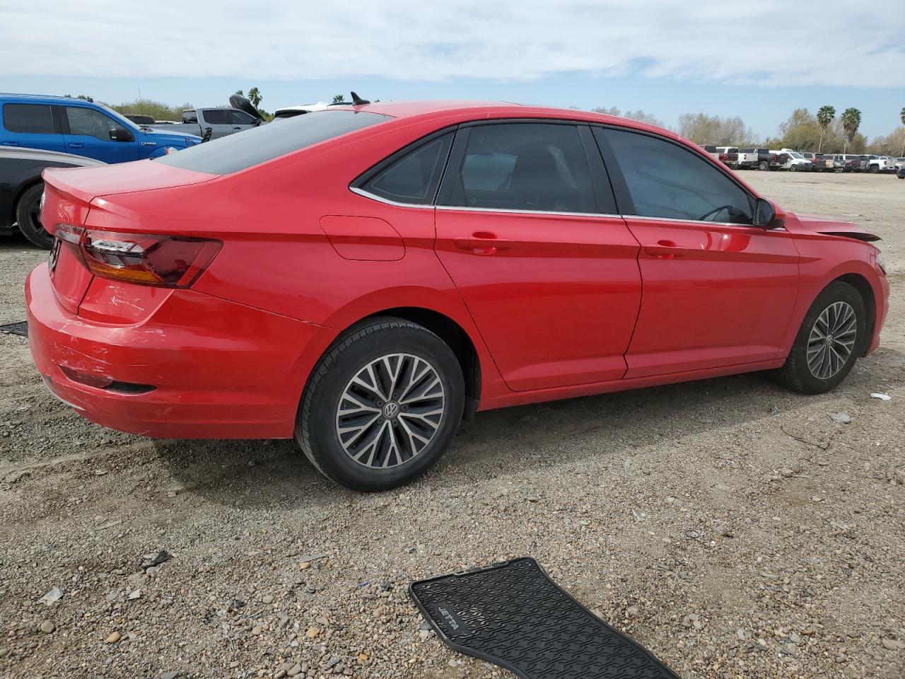 2019 Volkswagen Jetta VIN 3VWC57BU5KM032625 Copart auction photo, front end / all over damage thumbnail 3