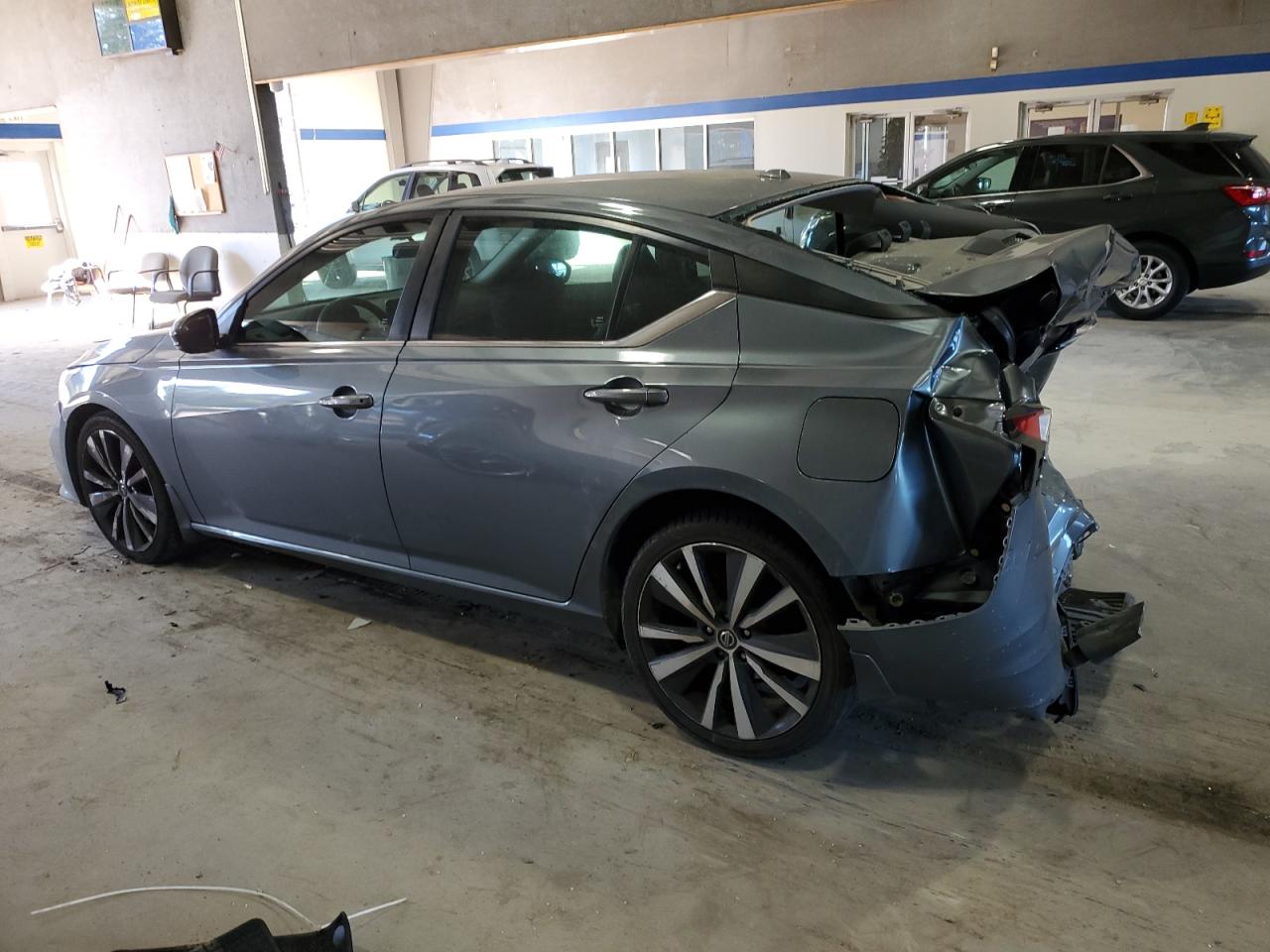 2020 Nissan Altima VIN 1N4BL4CV0LC261832 Copart auction photo, rear end / undercarriage damage thumbnail 2