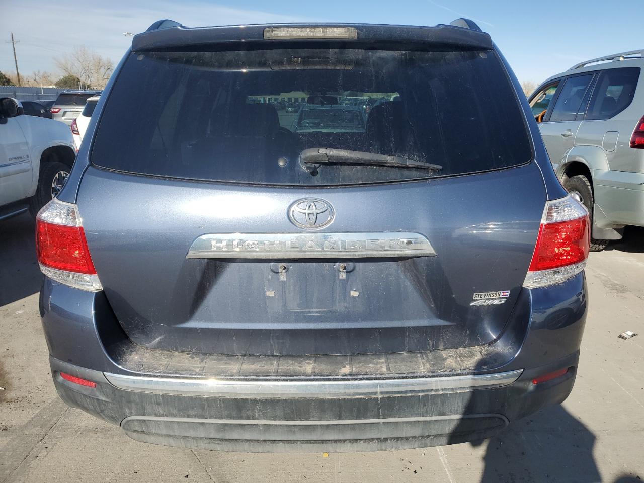 2012 Toyota Highlander VIN 5TDBK3EH7CS160414 Copart auction photo, front end damage thumbnail 6