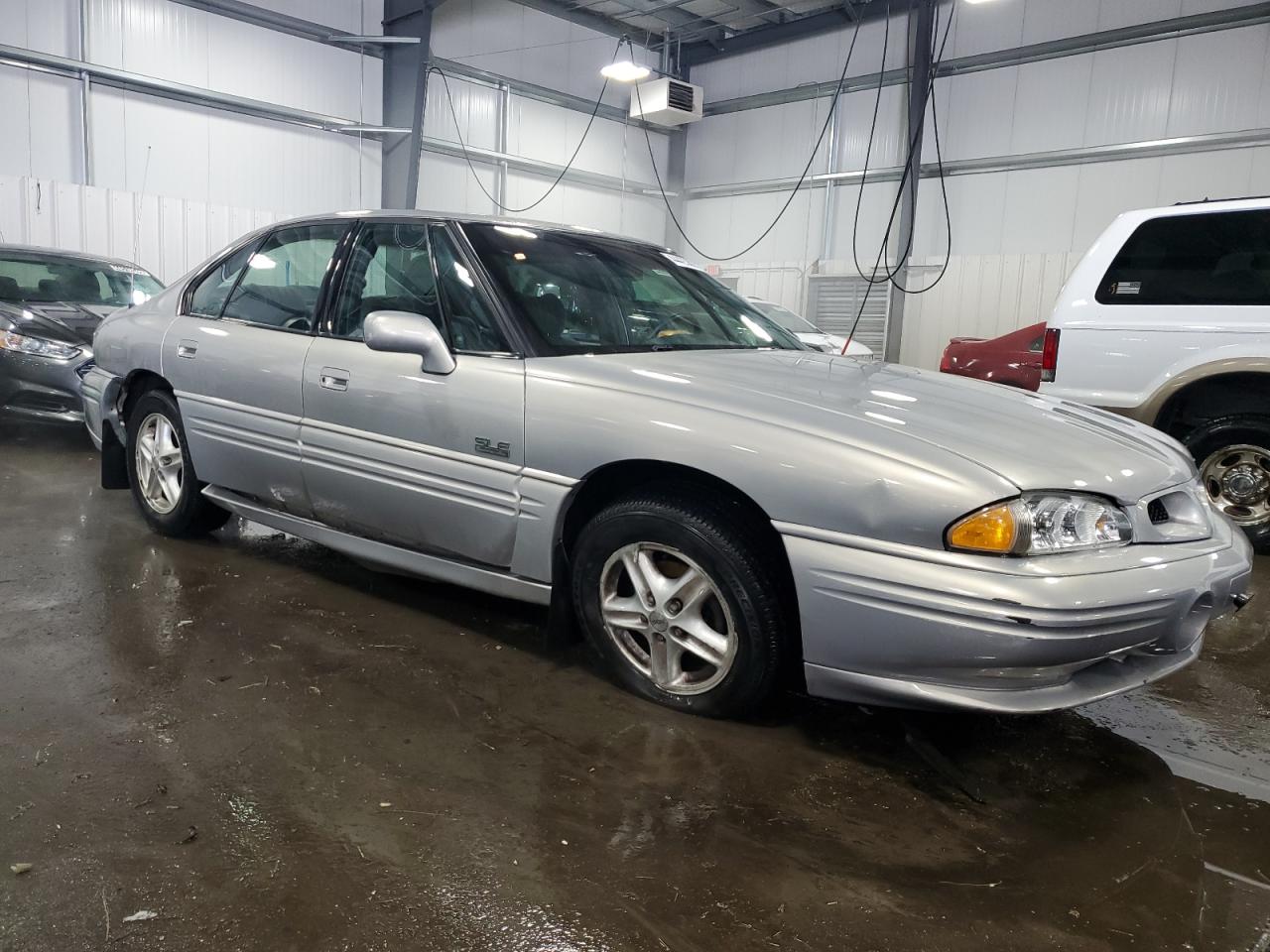 1998 Pontiac Bonneville VIN 1G2HX52K0WH218674 Copart auction photo, front end / rear end damage thumbnail 4