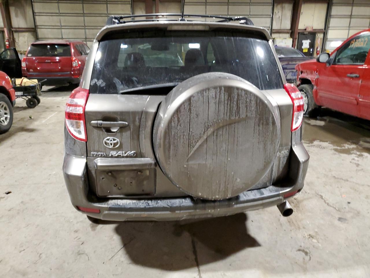 2010 Toyota RAV 4 VIN 2T3YF4DV7AW038319 Copart auction photo, front end / minor dent/scratches damage thumbnail 6