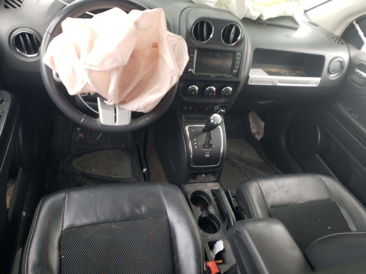 2016 Jeep Compass VIN 1C4NJCBA0GD700906 Copart auction photo, front end / side damage thumbnail 8