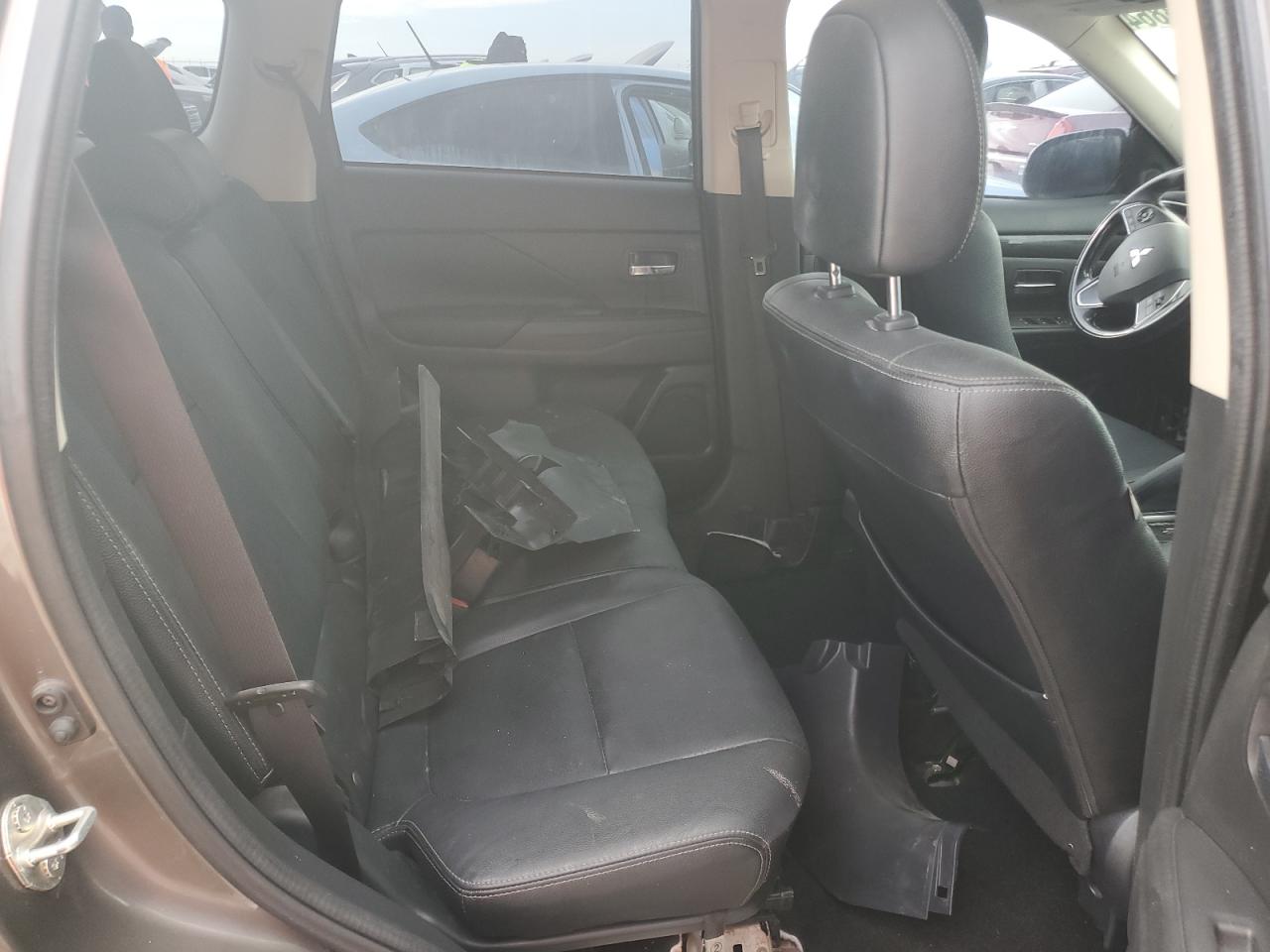 2017 Mitsubishi Outlander VIN JA4AD3A38HZ038130 Copart auction photo, water/flood damage thumbnail 11