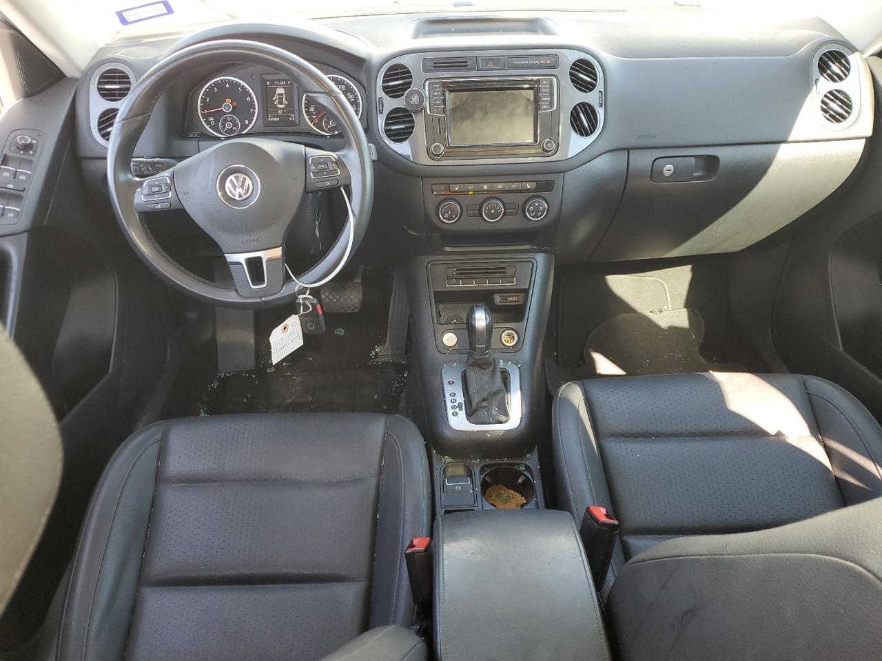 2017 Volkswagen Tiguan VIN WVGRV7AX6HW500391 Copart auction photo, rear end / side damage thumbnail 8