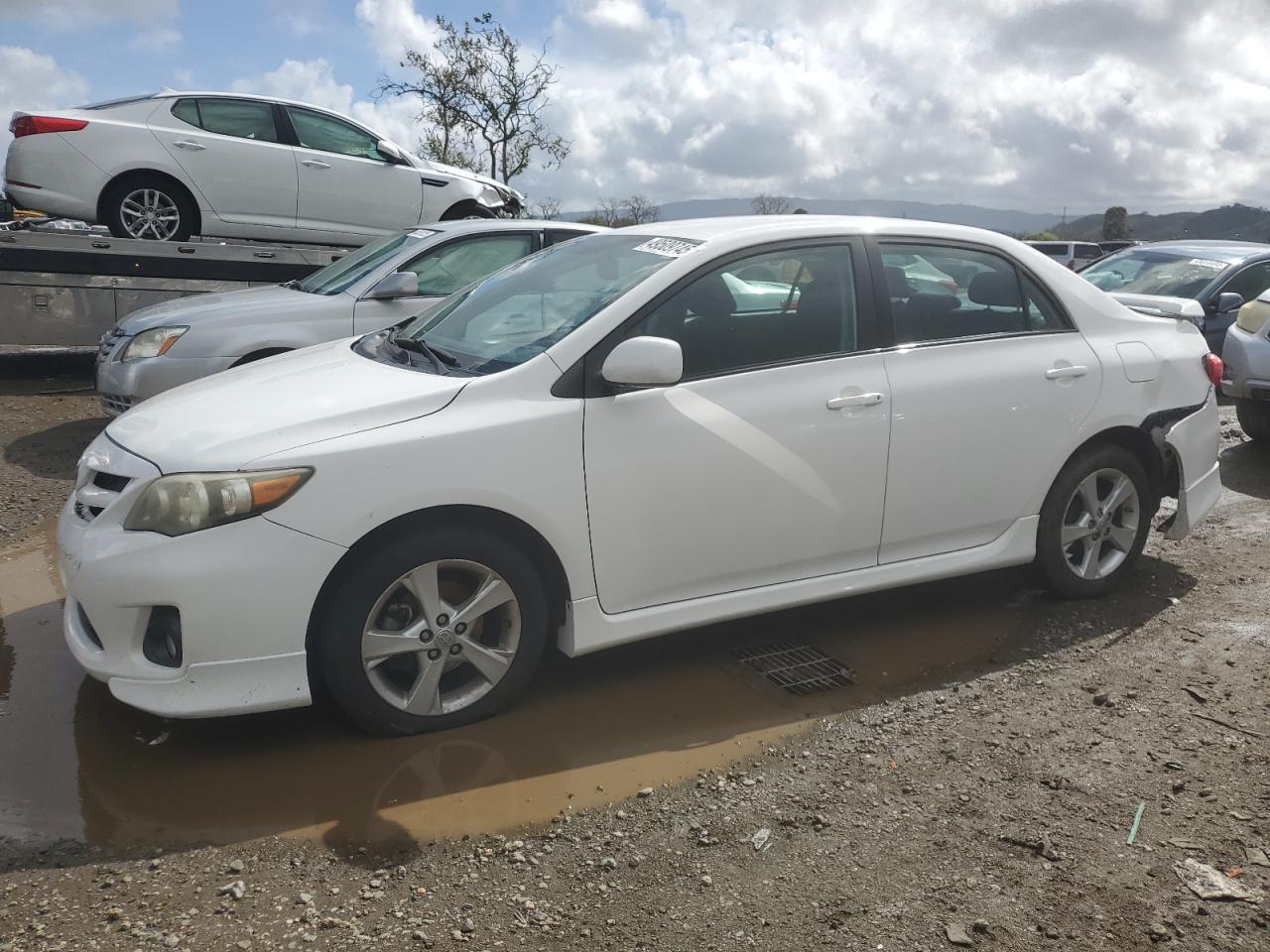 2011 Toyota Corolla VIN 2T1BU4EE0BC638329