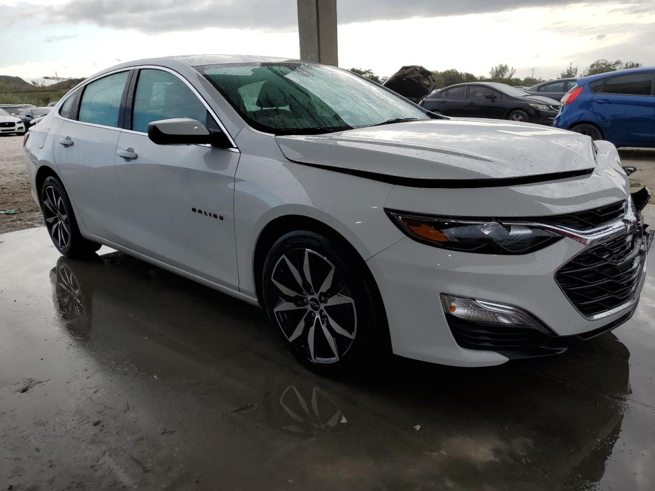 2022 Chevrolet Malibu VIN 1G1ZG5ST1NF216122 Copart auction photo, front end / minor dent/scratches damage thumbnail 4