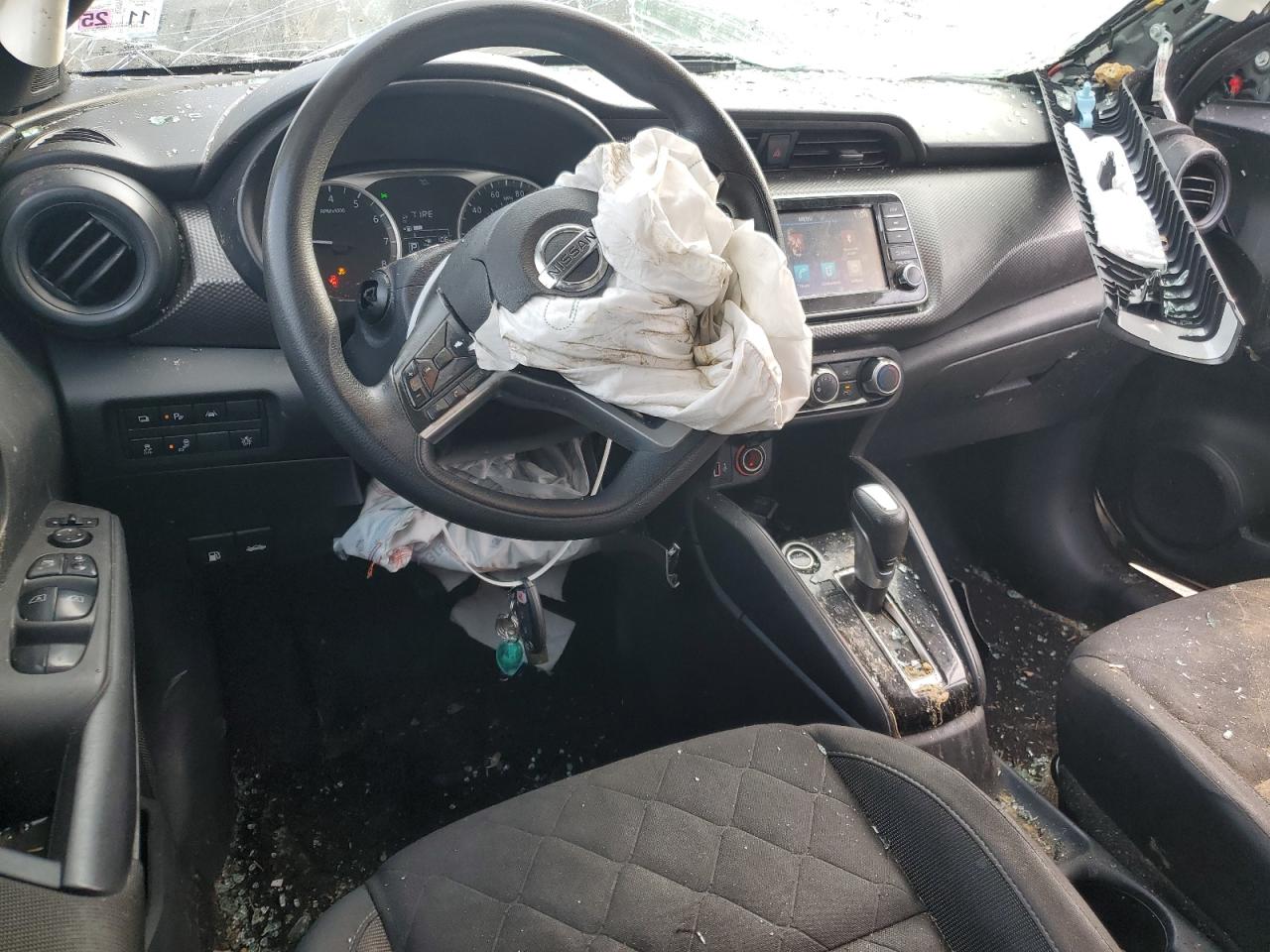 2020 Nissan Kicks VIN 3N1CP5BV9LL560950 Copart auction photo, all over damage thumbnail 8
