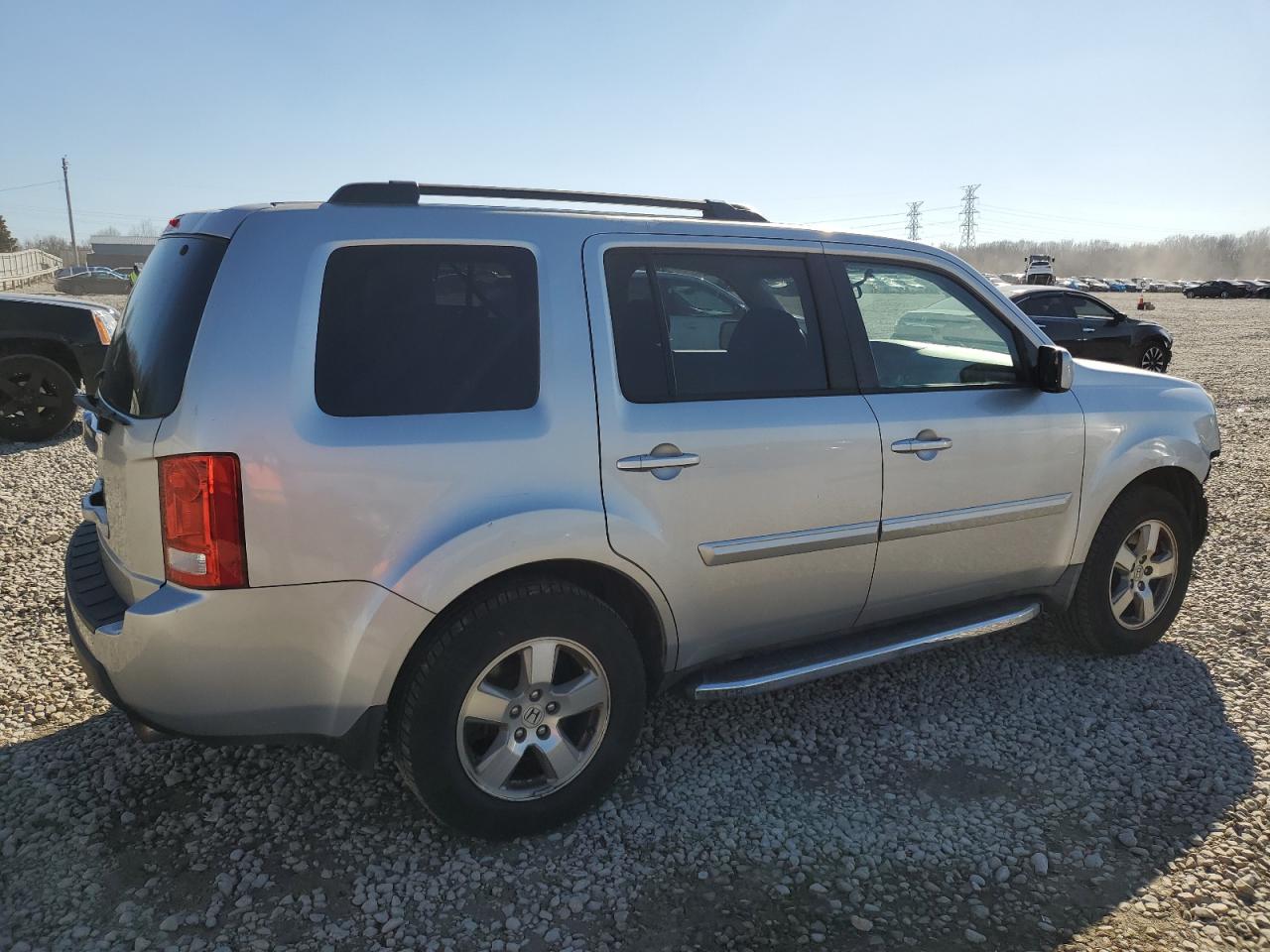 2011 Honda Pilot VIN 5FNYF3H43BB022296 Copart auction photo, front end damage thumbnail 3