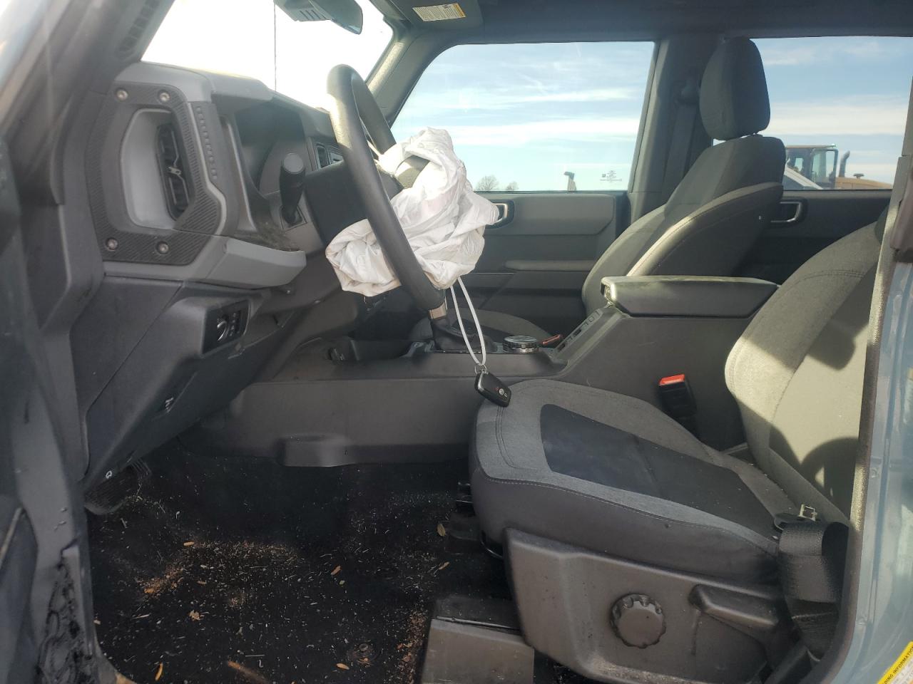 2023 Ford Bronco VIN 1FMDE5DH1PLB25934 Copart auction photo, front end / minor dent/scratches damage thumbnail 7