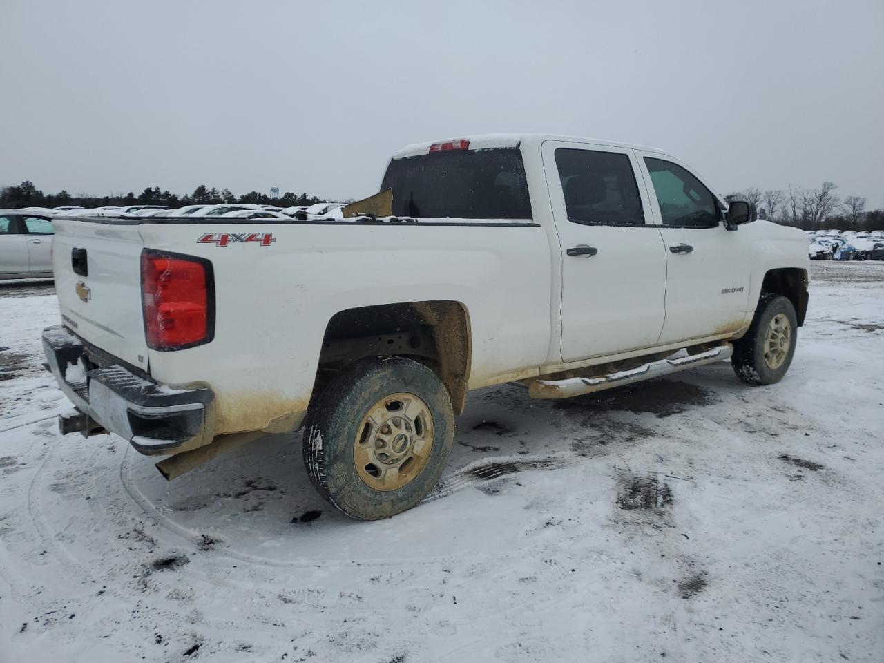2015 Chevrolet Silverado VIN 1GC1KVEG4FF102473 Copart auction photo, front end / minor dent/scratches damage thumbnail 3