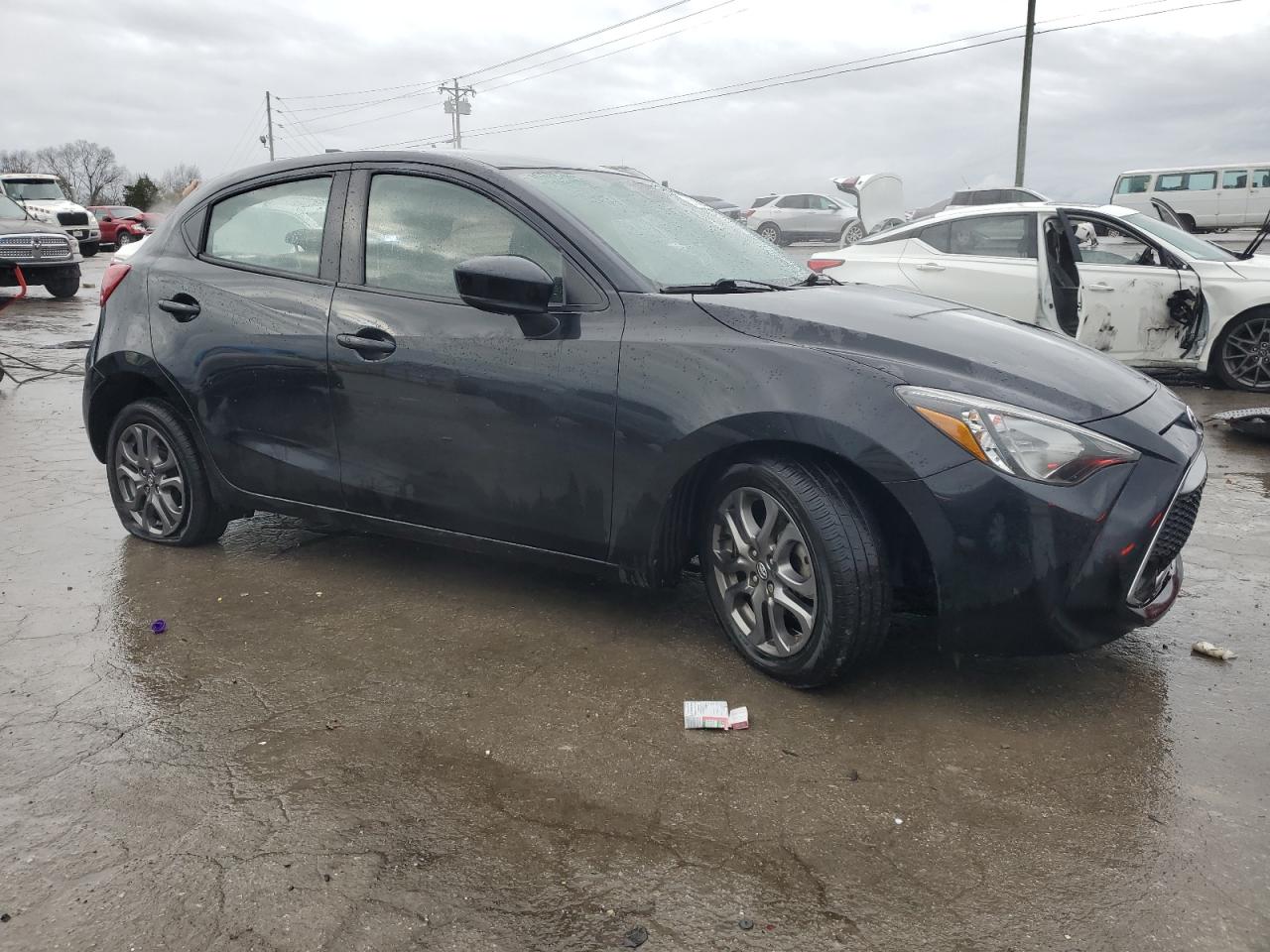 2020 Toyota Yaris VIN 3MYDLBJV1LY706288 Copart auction photo, rear end / front end damage thumbnail 4
