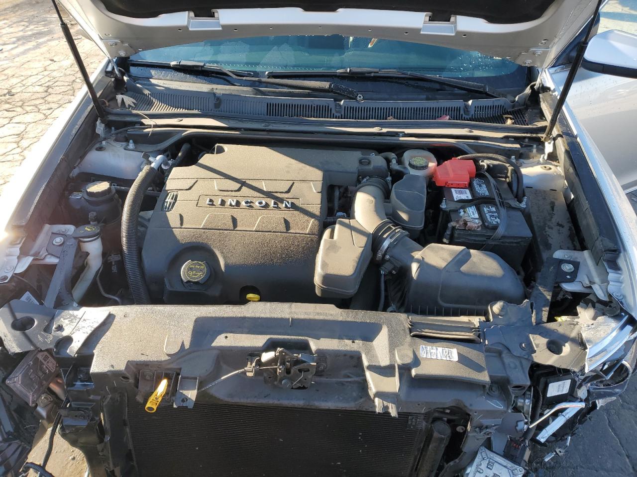2015 Lincoln MKS VIN 1LNHL9DK3FG602199 Copart auction photo, front end damage thumbnail 11