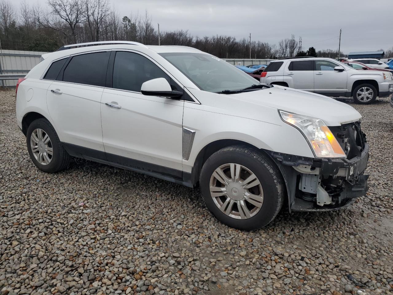 2014 Cadillac SRX VIN 3GYFNBE33ES524084 Copart auction photo, front end damage thumbnail 4