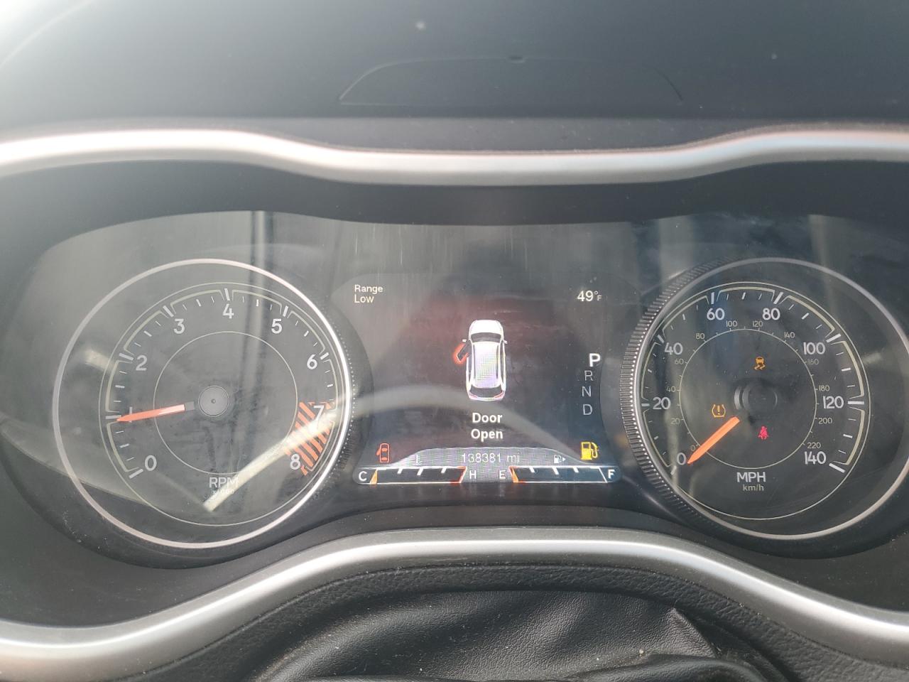 2015 Jeep Cherokee VIN 1C4PJMBS0FW772215 Copart auction photo, side / front end damage thumbnail 9