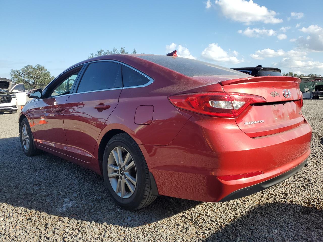 2017 Hyundai Sonata VIN 5NPE24AA4HH538116 Copart auction photo, front end / minor dent/scratches damage thumbnail 2