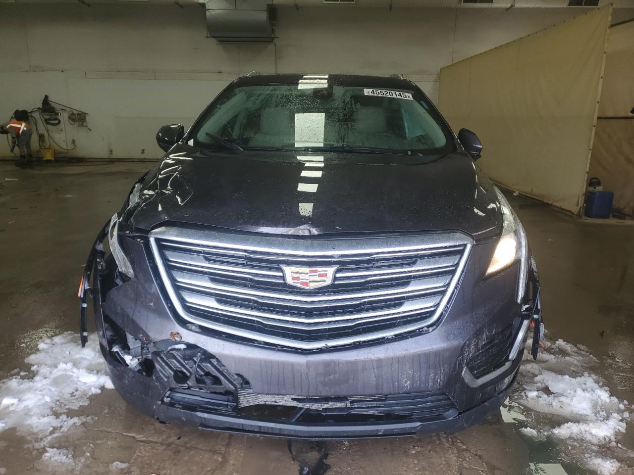2018 Cadillac XT5 VIN 1GYKNDRSXJZ153451 Copart auction photo, front end damage thumbnail 5