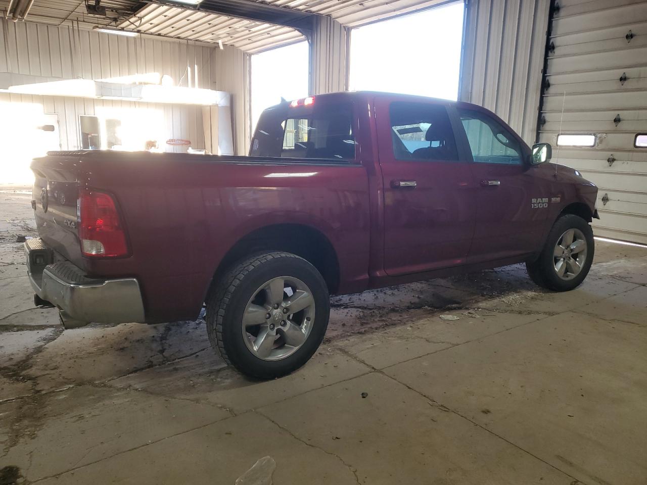 2018 RAM 1500 VIN 1C6RR7LT1JS313812 Copart auction photo, front end damage thumbnail 3